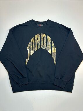 Jordan Brooklyn French Terry Realtree Crewneck Sweatshirt Black Camo Arch Logo
